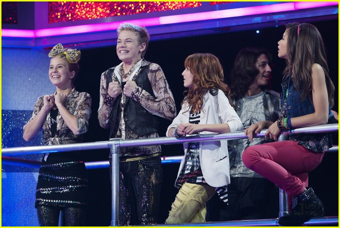 Bella Thorne & Zendaya 'Kick It Up' with Kent Boyd