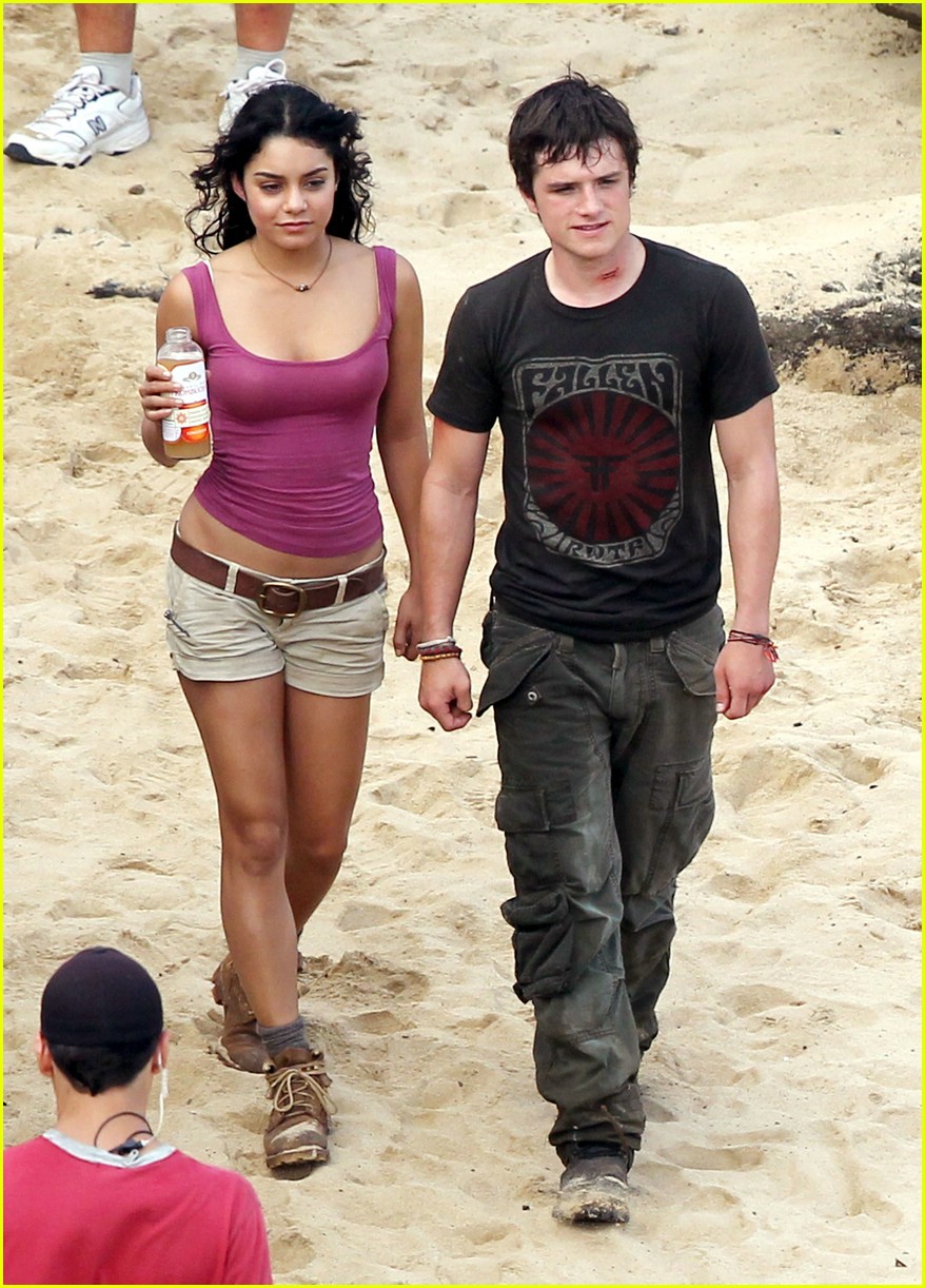 Vanessa Hudgens & Josh Hutcherson: Oh, Oahu