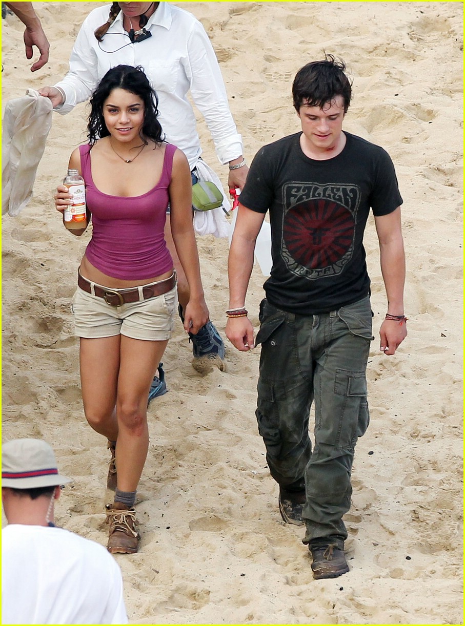 Vanessa Hudgens & Josh Hutcherson: Oh, Oahu