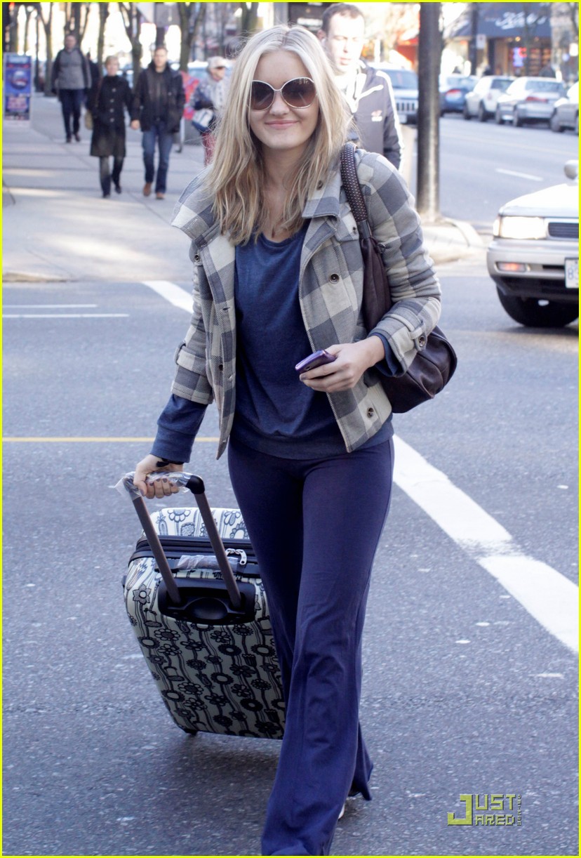 Aly Michalka: Luggage Shopping with AJ!