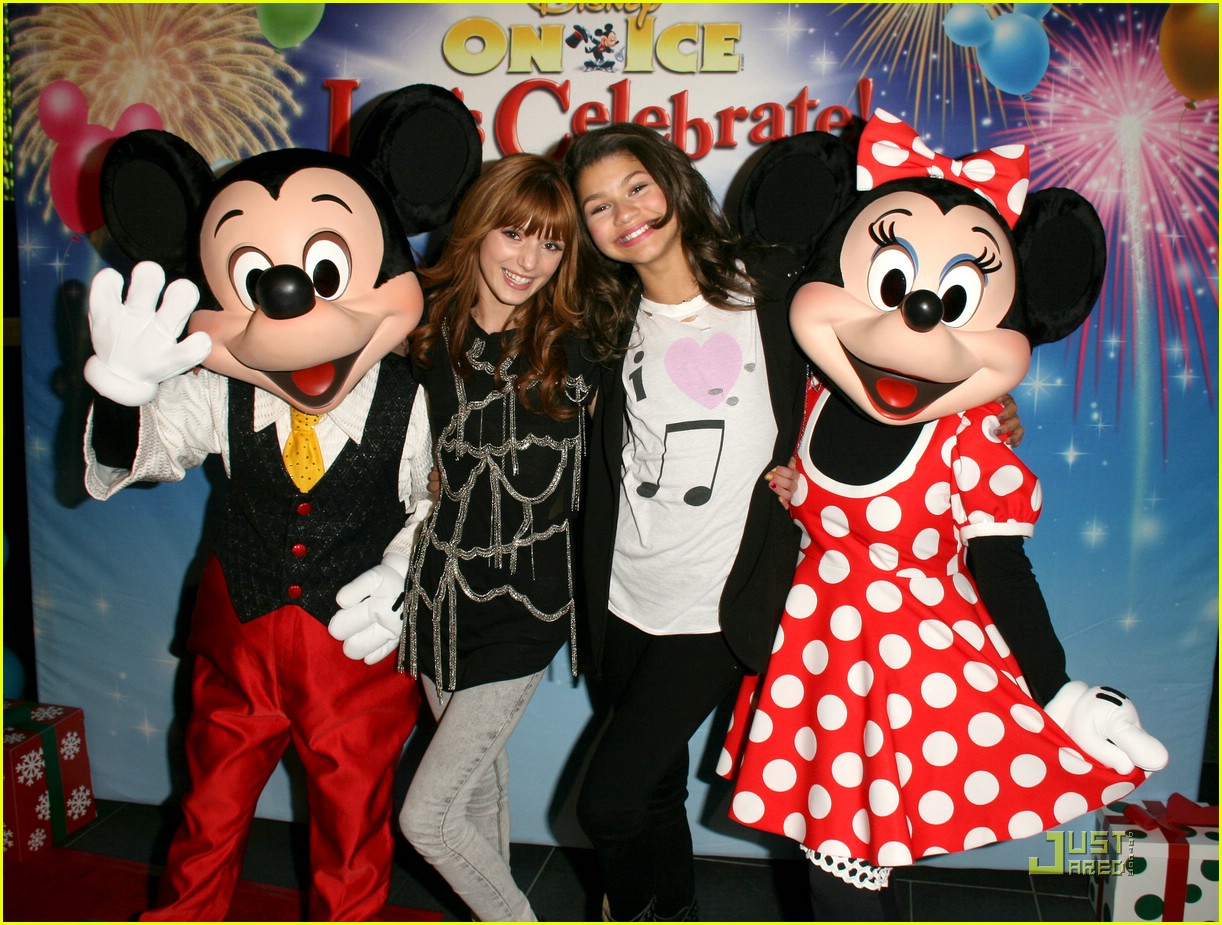 Bella Thorne & Zendaya: 'Shake It Up' on Ice!