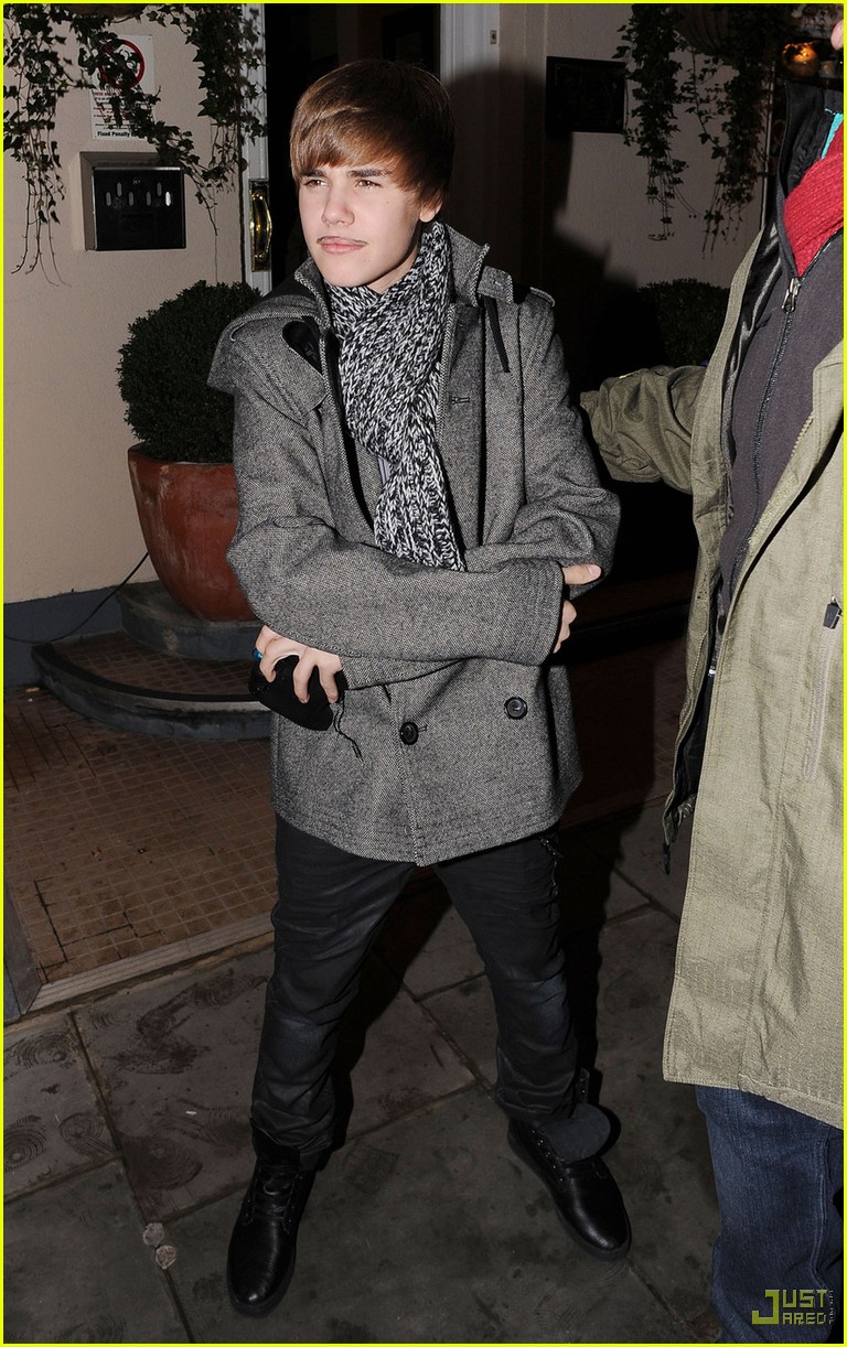 Justin Bieber is the Mustache Man!