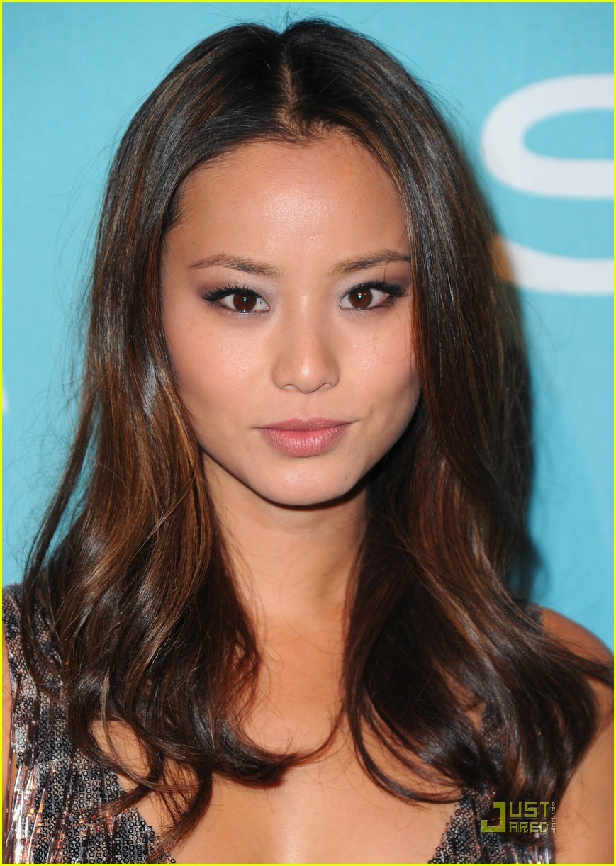 Jamie Chung: Miss Golden Globes Party!