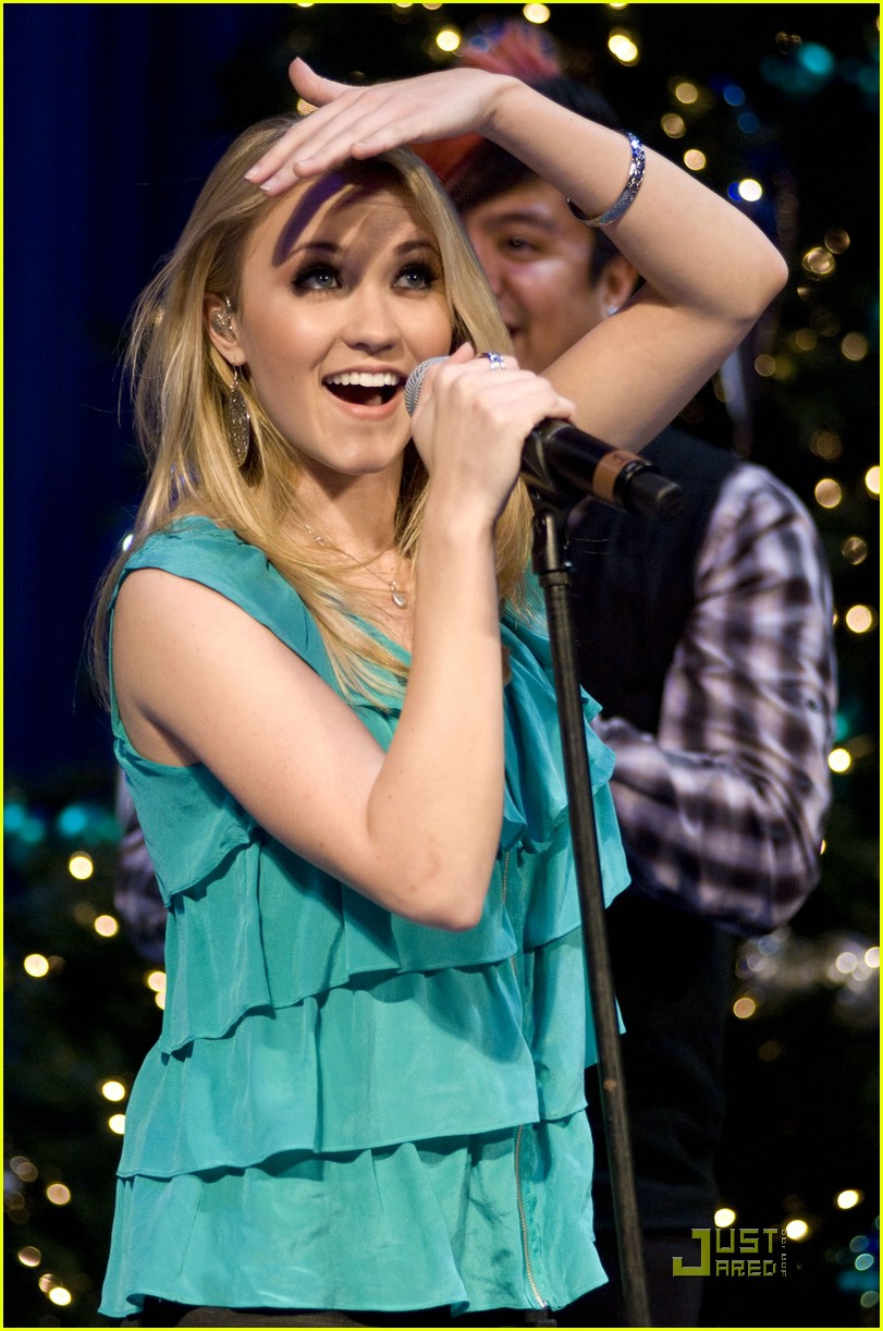 Emily Osment: Acoustic Session in the Studio