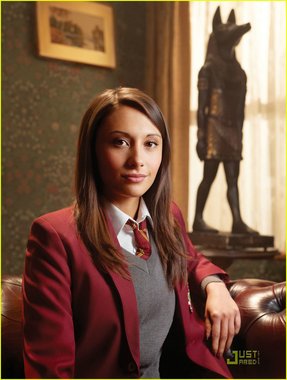 The House of Anubis Premieres THIS Saturday!