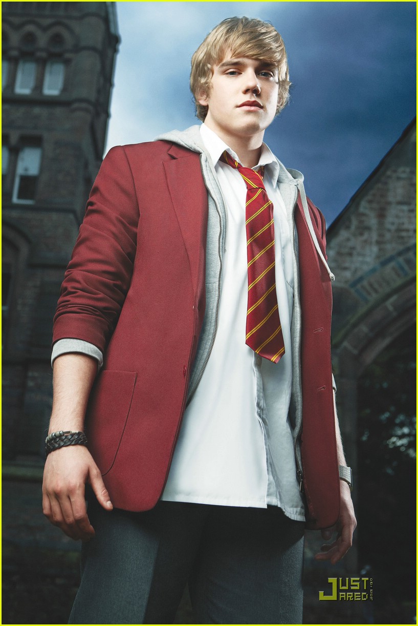 The House of Anubis Premieres THIS Saturday!