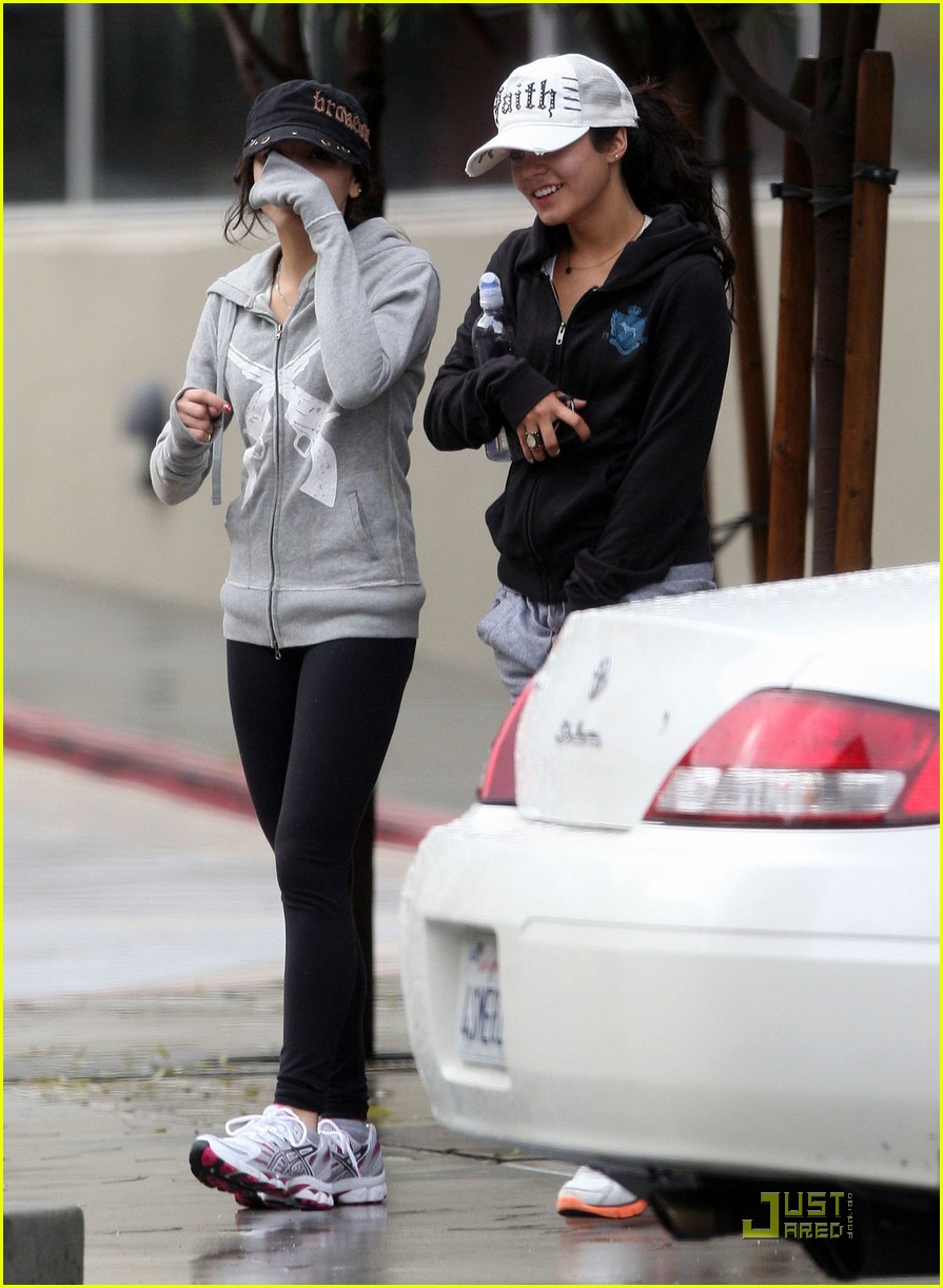 Vanessa Hudgens Has Faith at the Gym