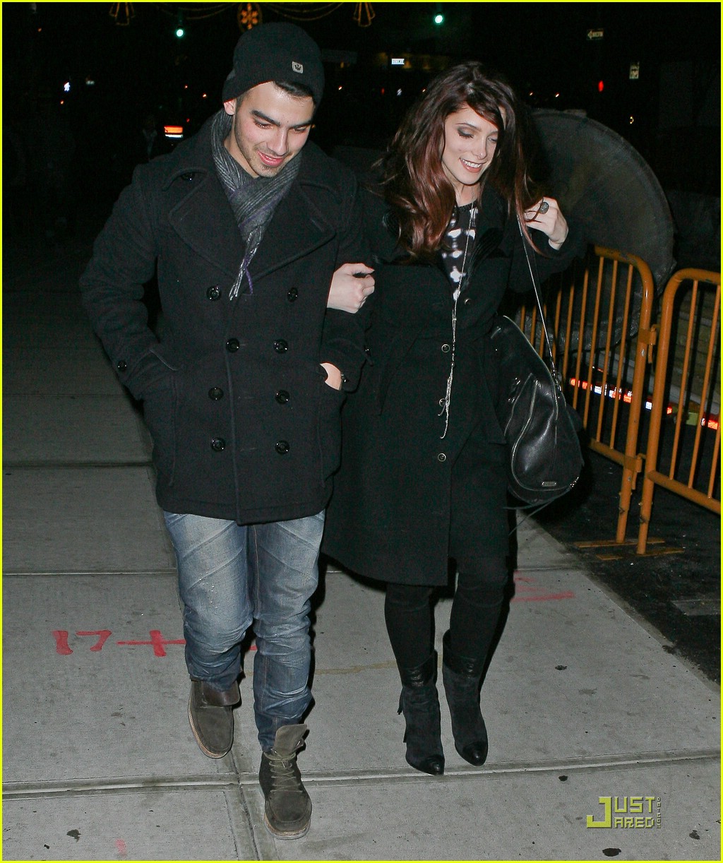 Joe Jonas: Let's Go Knicks!