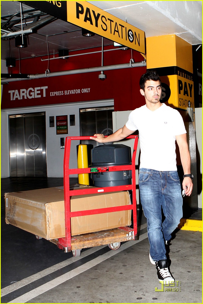 Joe Jonas is On Target
