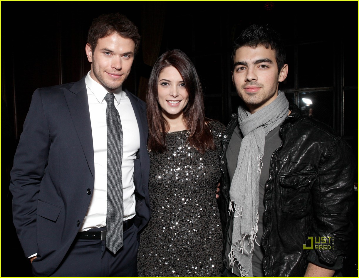 Joe Jonas & Ashley Greene: YRB Celebration with Kellan Lutz!