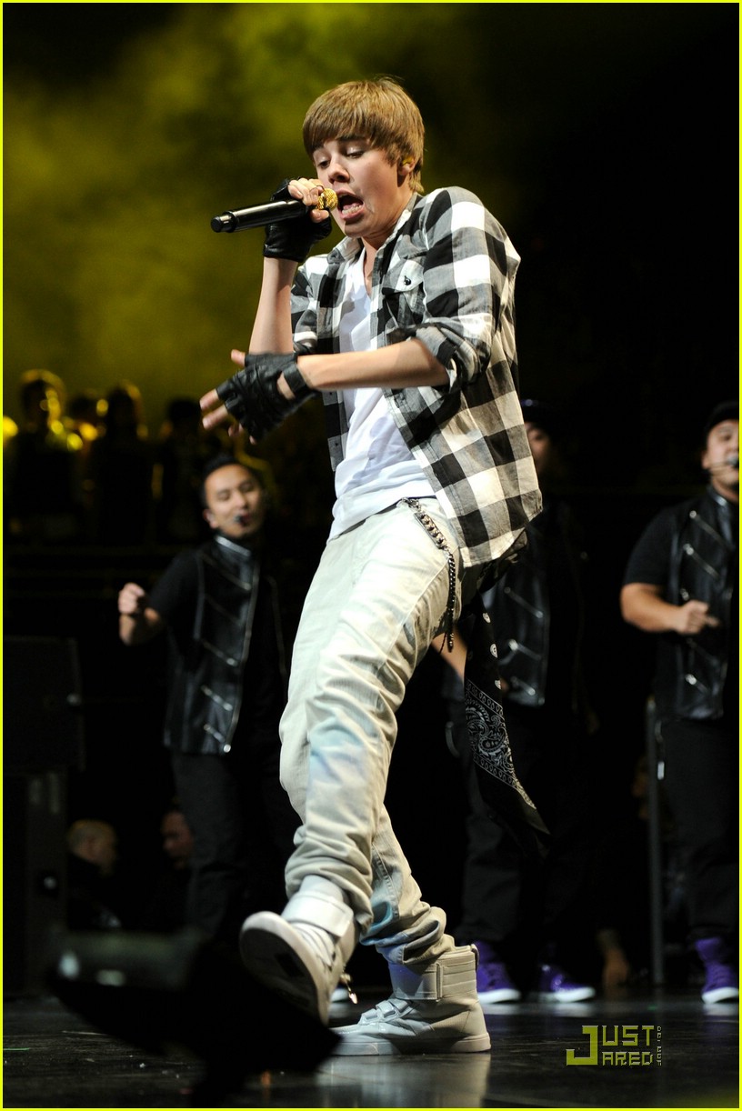 Justin Bieber: Z100 Jingle Ball with Jaden Smith!