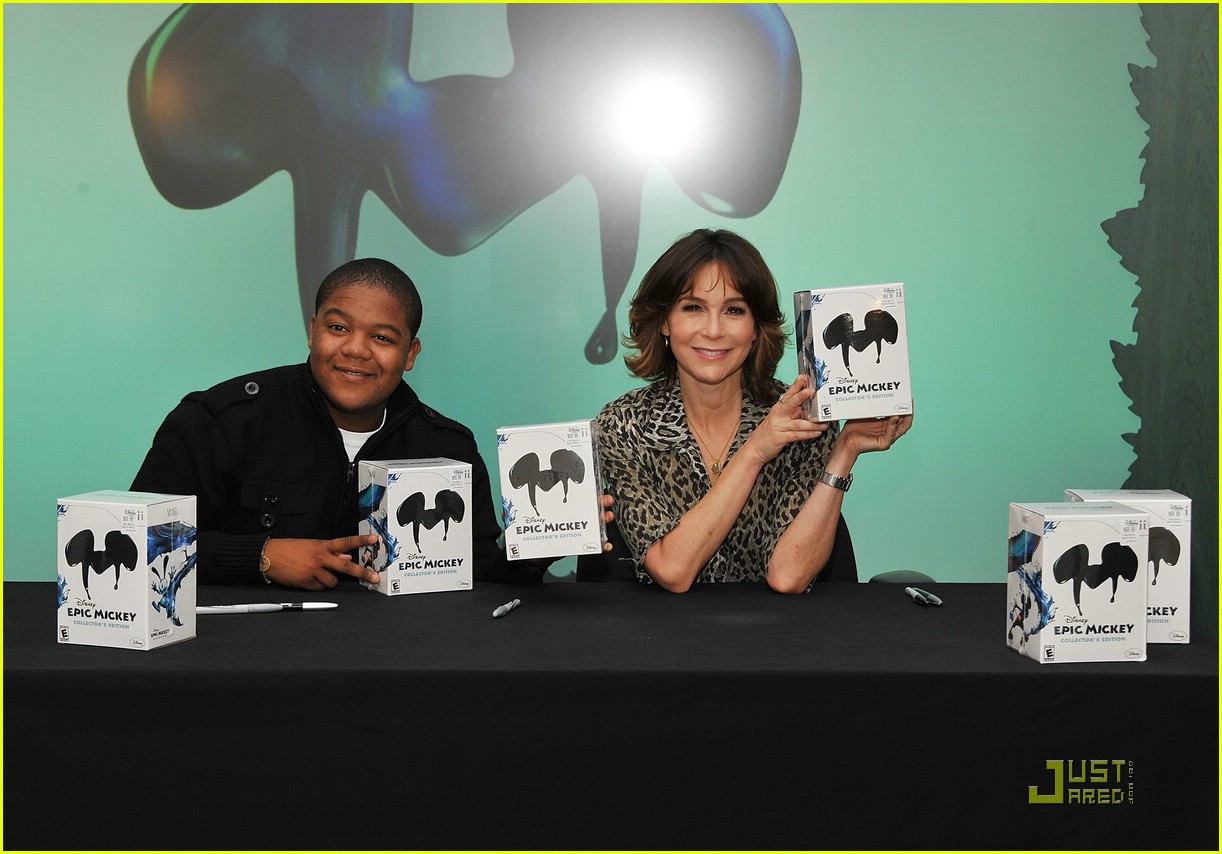 Kyle Massey: Mickey Hands!
