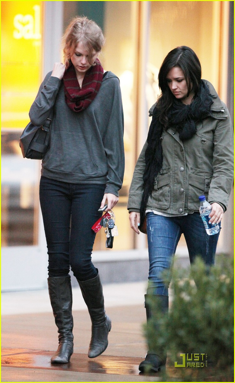 Taylor Swift is Pei Wei Pretty