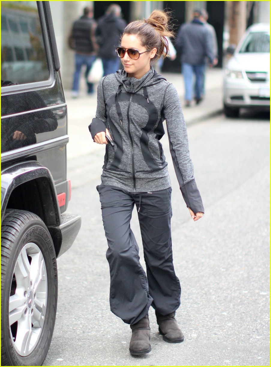 Ashley Tisdale: Security Sweetie