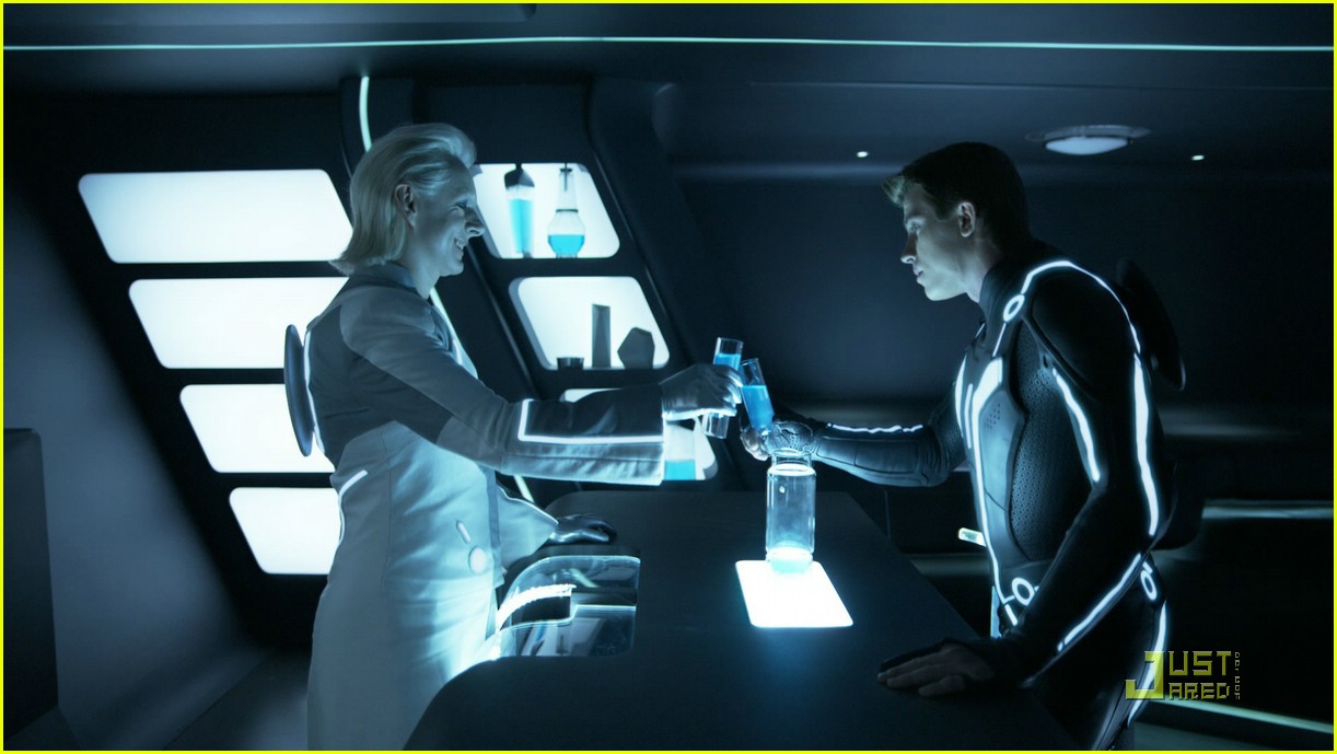 TRON: Legacy Opens December 17th!