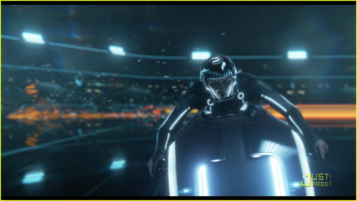 TRON: Legacy Opens December 17th!
