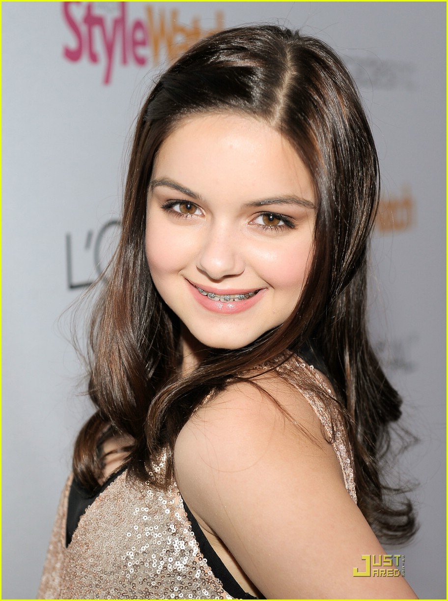 Ariel Winter is ELLE-gant