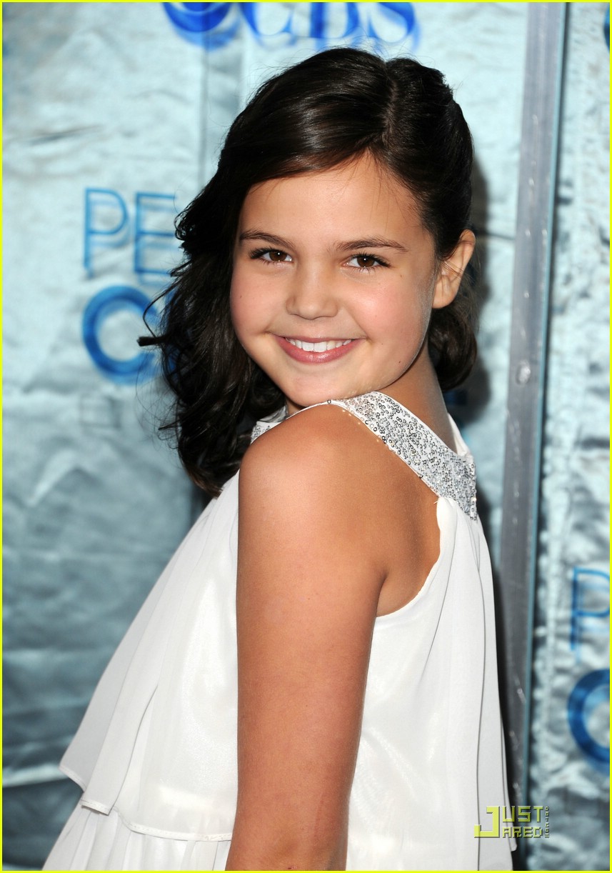 Bailee Madison 'Just Goes With It' at People's Choice