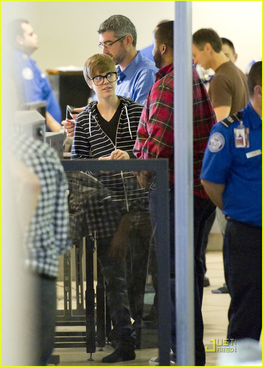 Justin Bieber To Expand OPI Nail Care Line