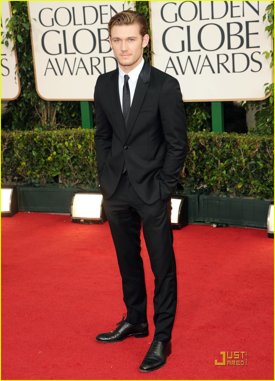 Dianna Agron & Alex Pettyfer: Golden Globe Awards 2011