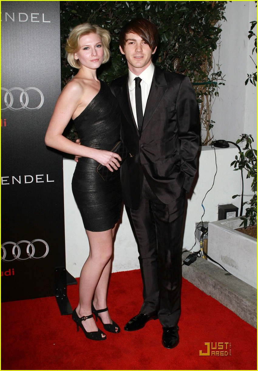 Drake Bell Kicks Off Golden Globe Week