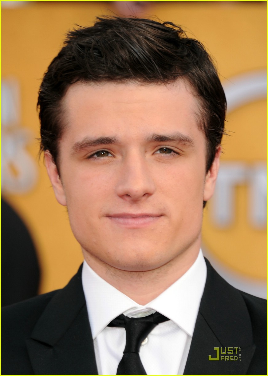 Josh Hutcherson: SAG Awards Stud