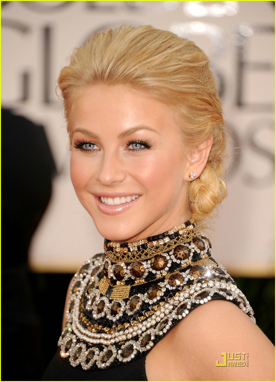Julianne Hough is Marchesa Marvelous