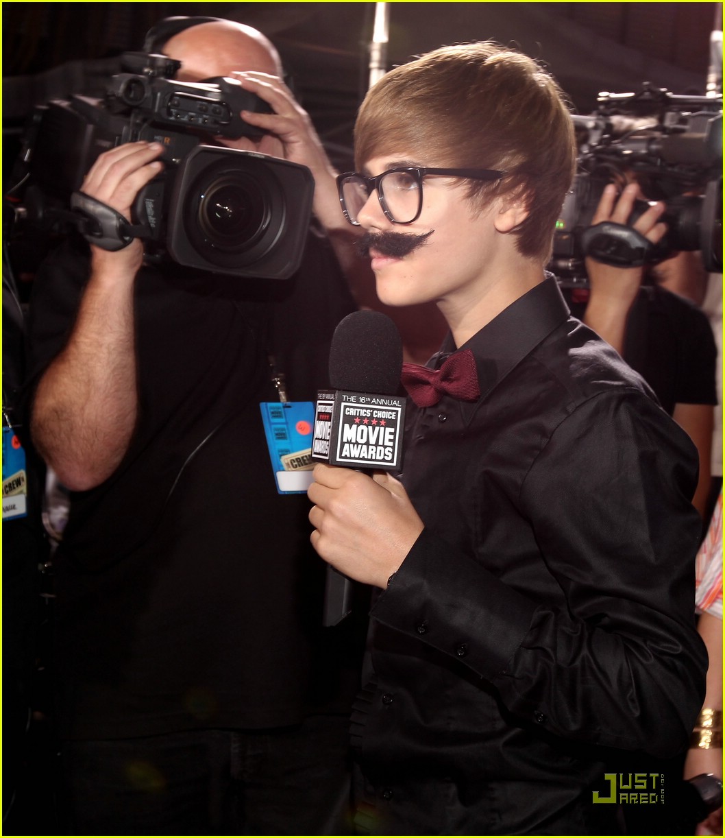 Justin Bieber: New 'Never Say Never' Clips!