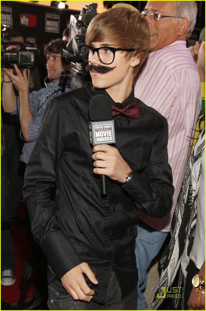 Justin Bieber: New 'Never Say Never' Clips!