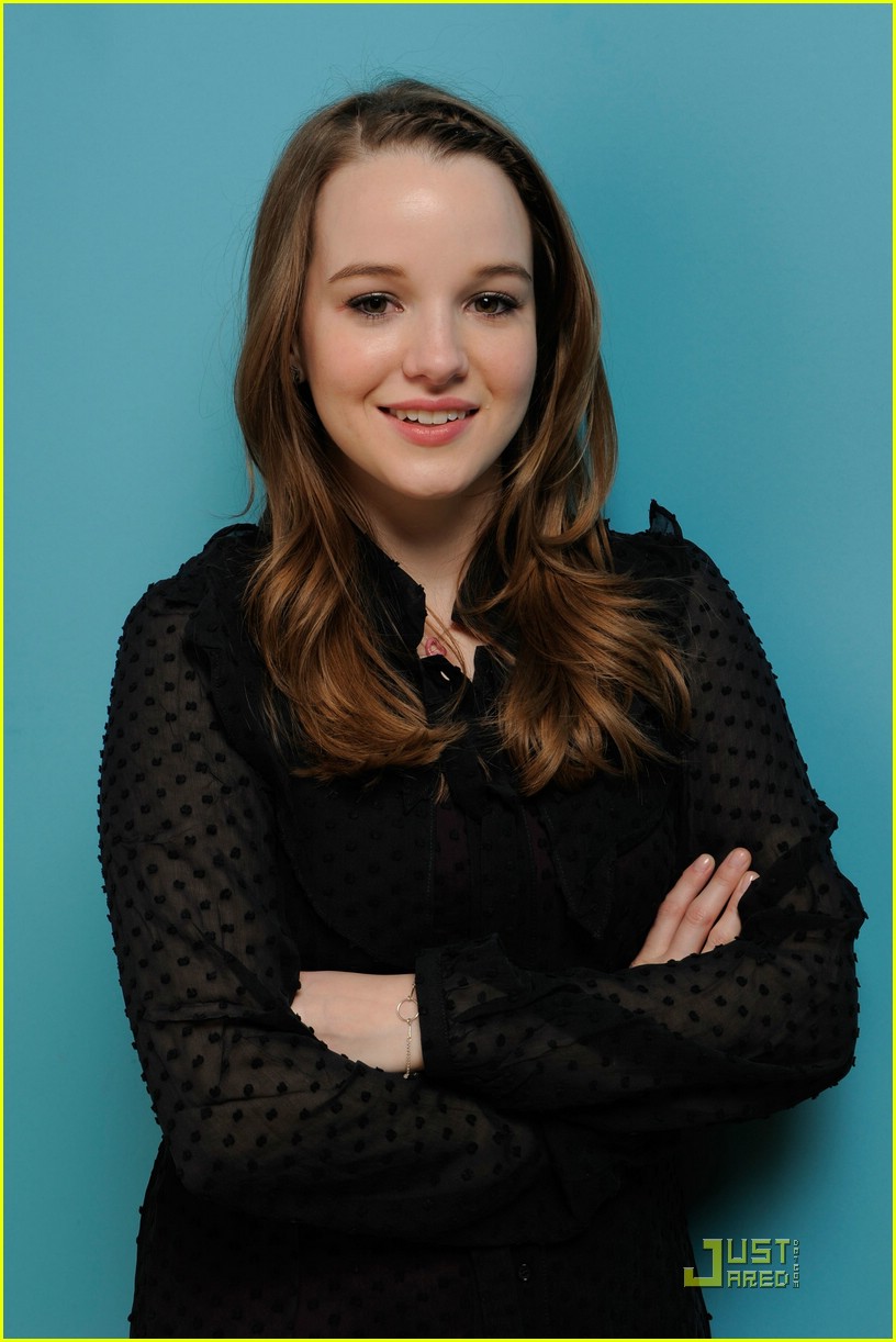 Kay Panabaker & Juno Temple: 'Little Birds' Portraits!