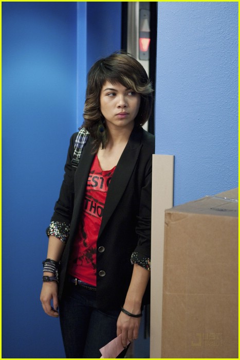 Hayley Kiyoko & Adam Hicks: 'Lemonade Mouth' Stills!