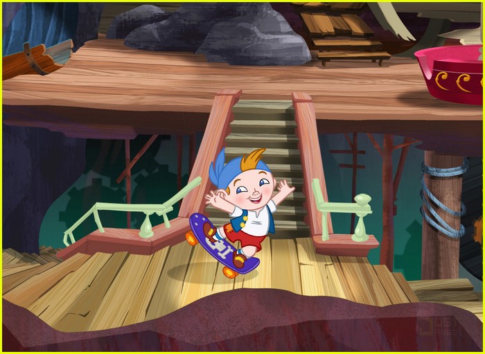 Madison Pettis as Izzy the Pirate -- FIRST LOOK & LISTEN