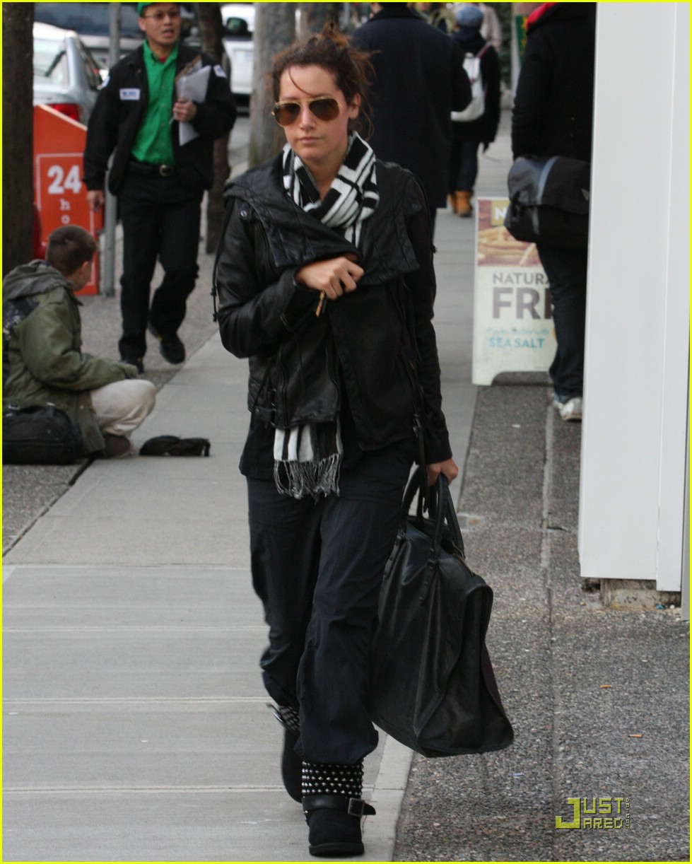 Ashley Tisdale: Black & White Woman