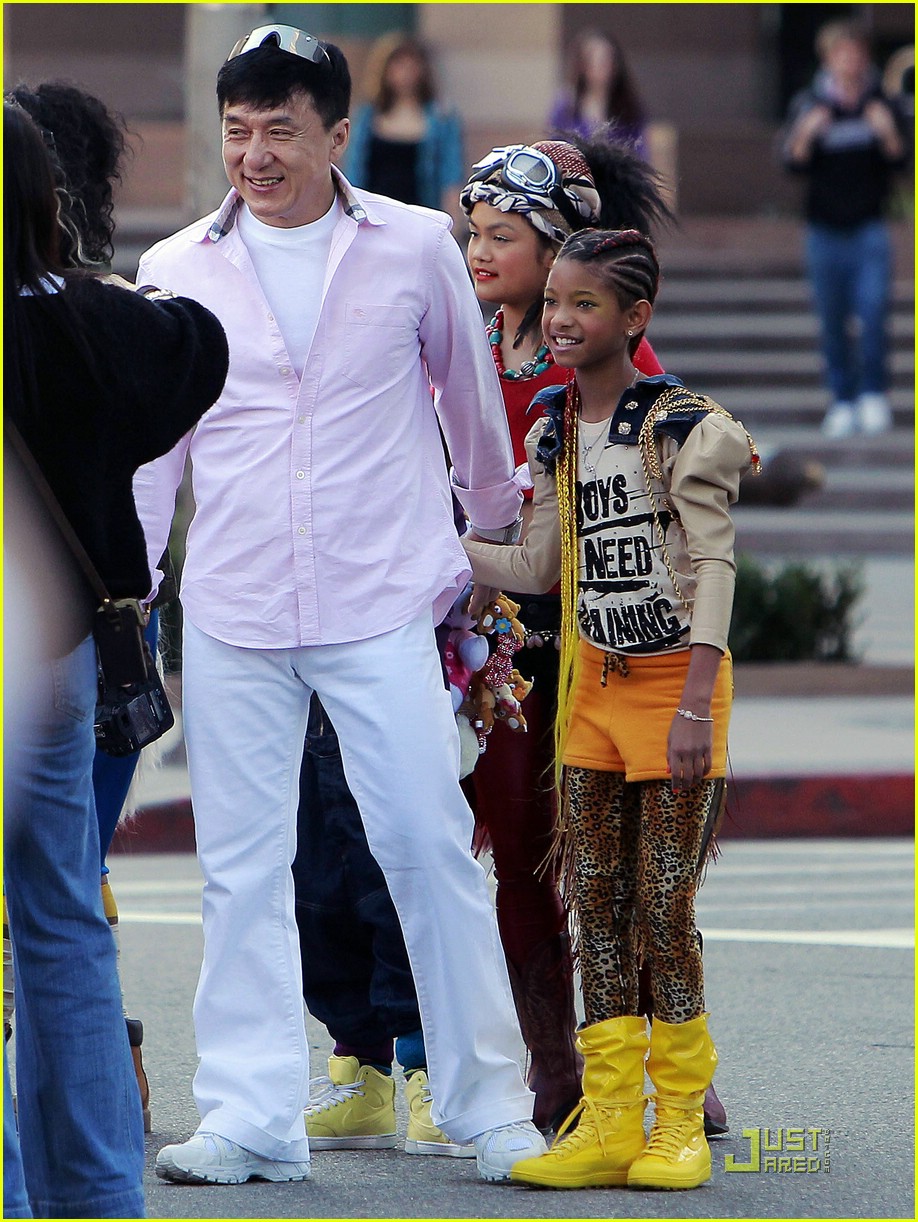 Willow Smith is a '21st Century Girl'