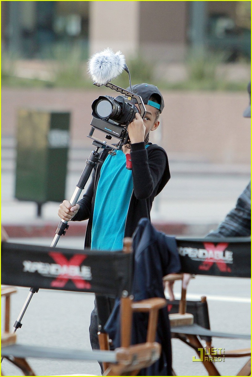 Willow Smith is a '21st Century Girl'