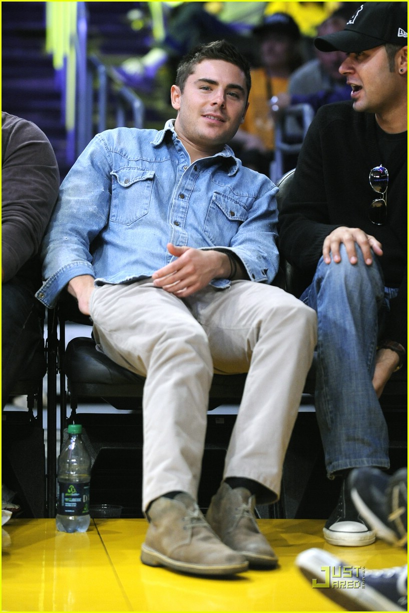 Zac Efron: Let's Go Lakers