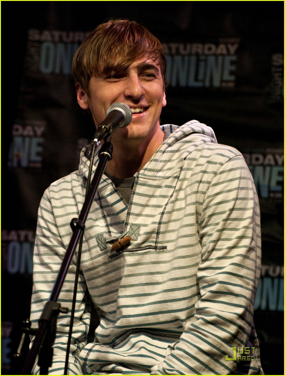 Big Time Rush: Xfinity at WIOQ!