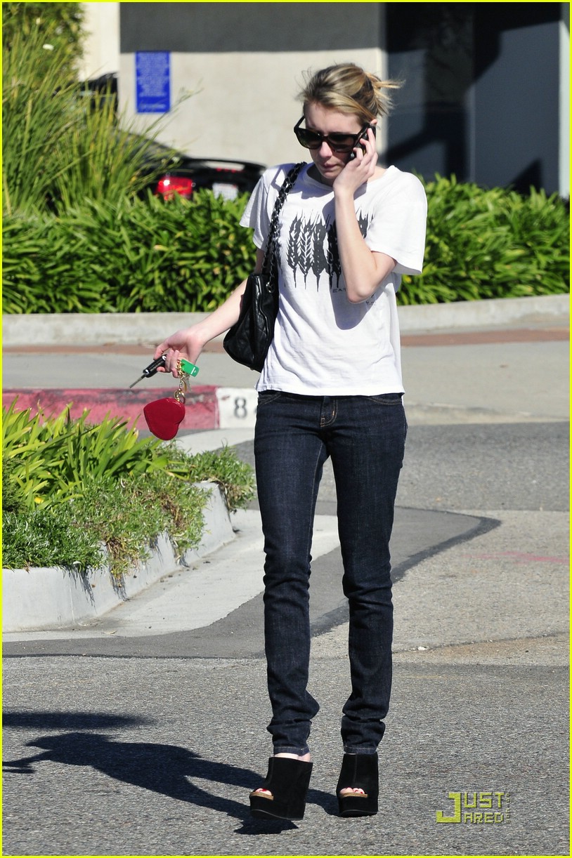 Happy Birthday, Emma Roberts!