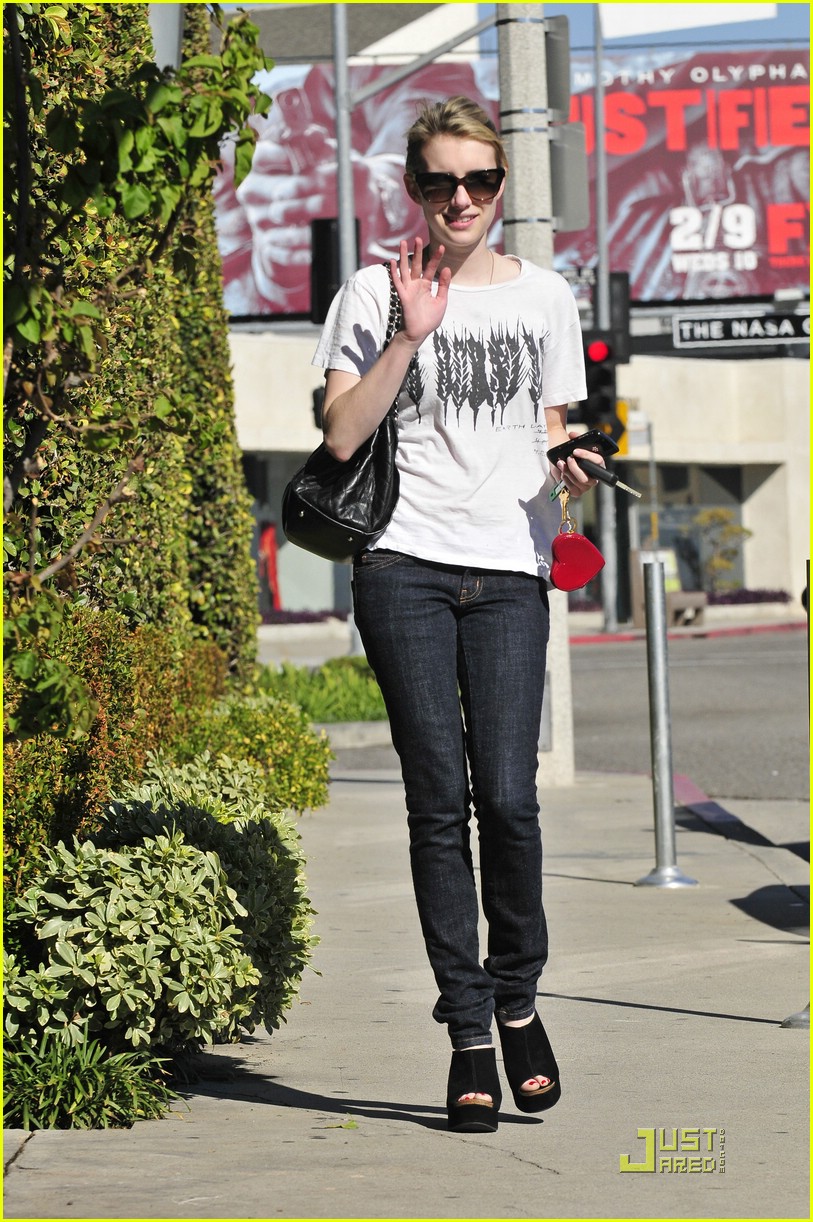 Happy Birthday, Emma Roberts!