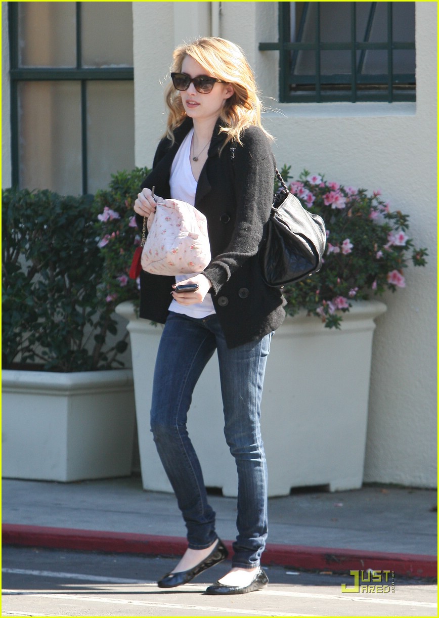 Emma Roberts: Don't Chase Me!