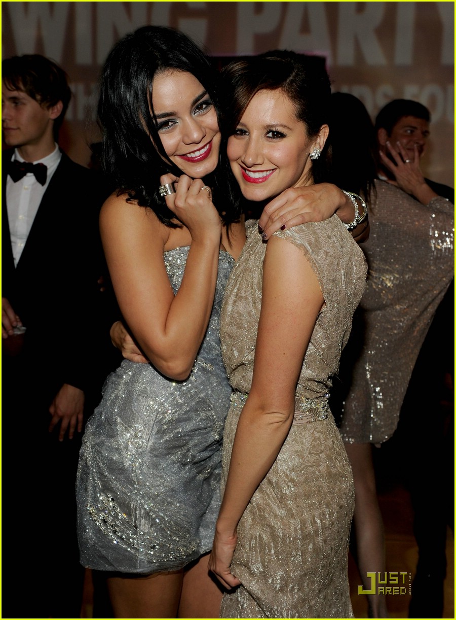 Vanessa Hudgens & Ashley Tisdale: Elton John Viewing Party!