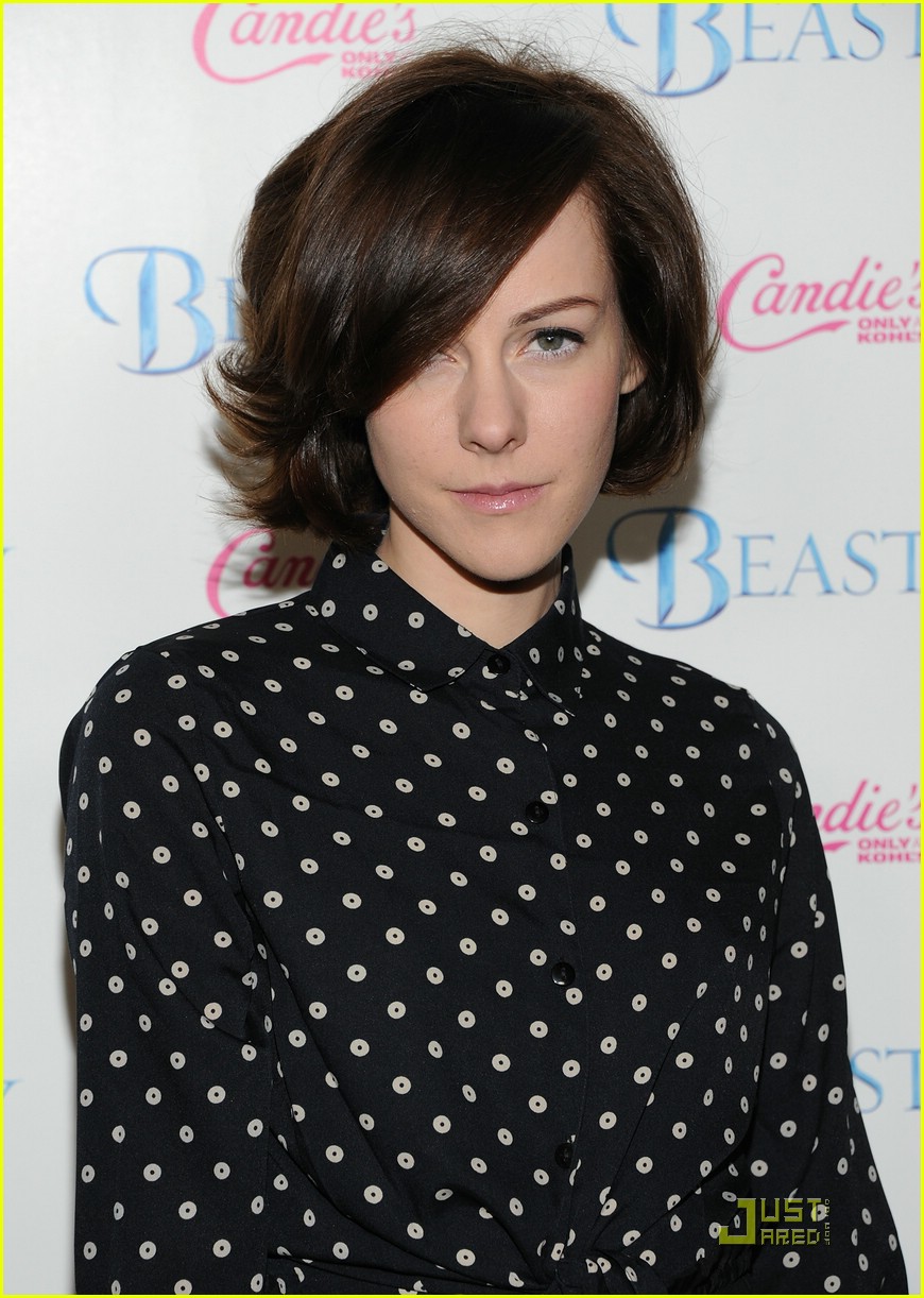 Jena Malone: Polka Dot Darling