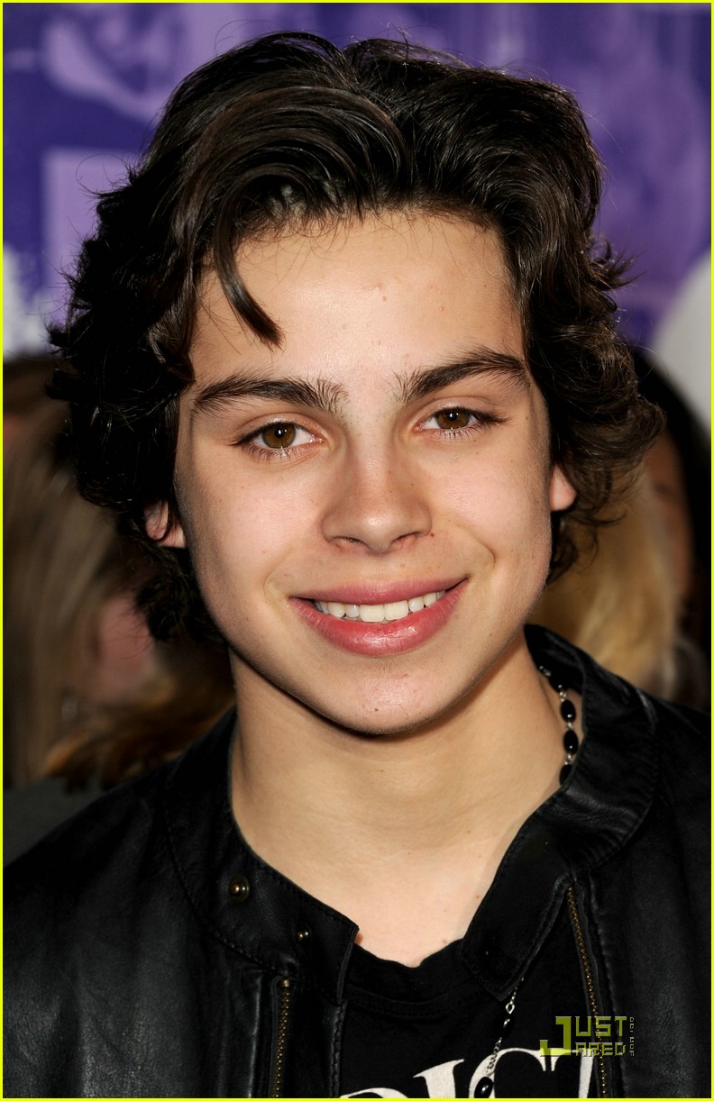 Jennifer Stone & Jake T. Austin Never Say Never