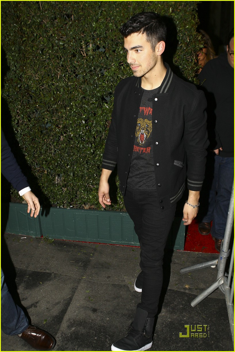 Joe Jonas: Pre-Grammy Party Guy