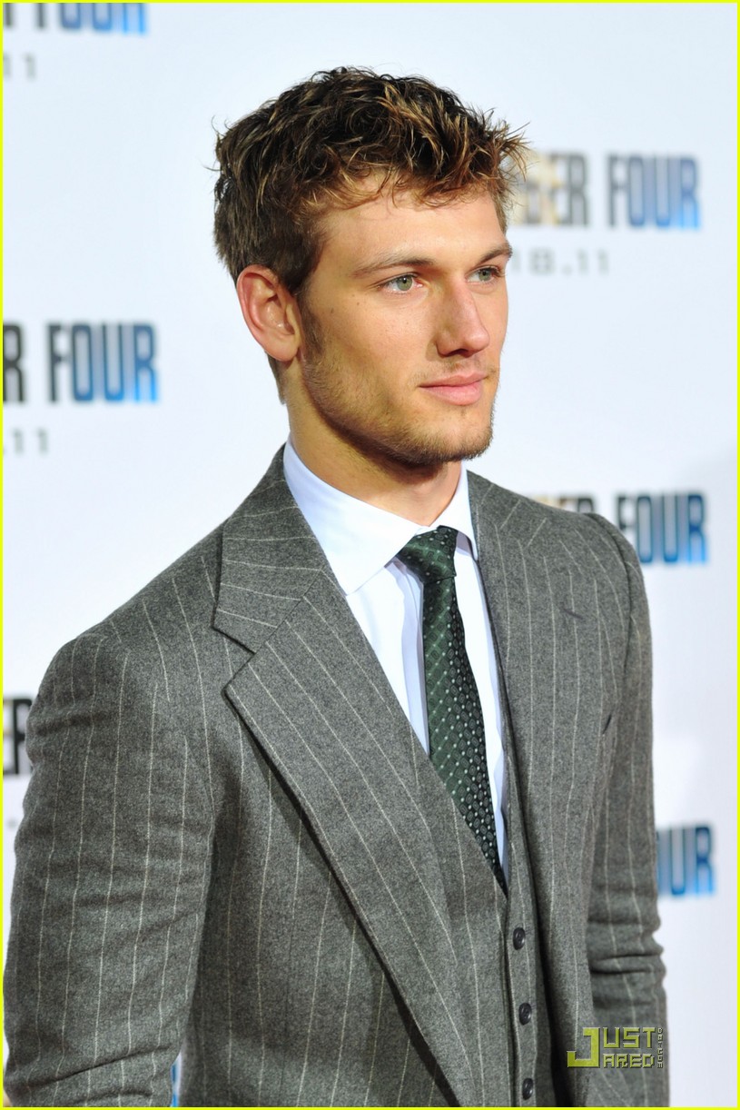 Alex Pettyfer: 'I Am Number Four' Premiere!