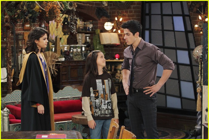 Jake T. Austin is Back to Being Max