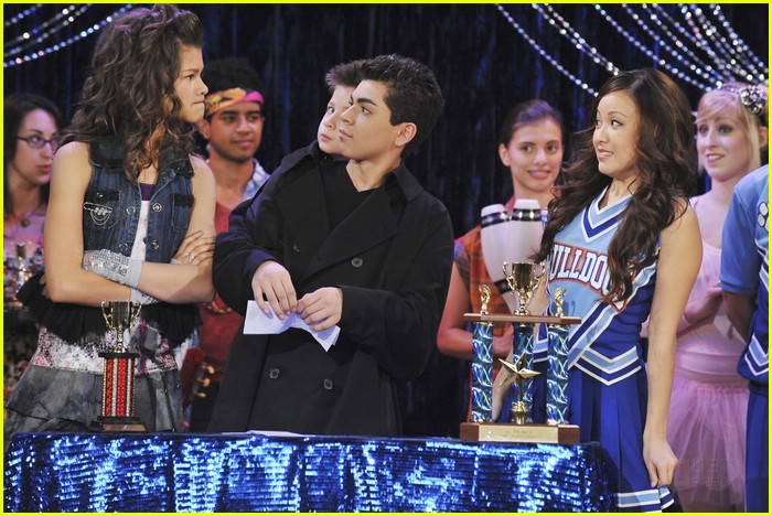 Adam Irigoyen: Chain, Chain, Chain