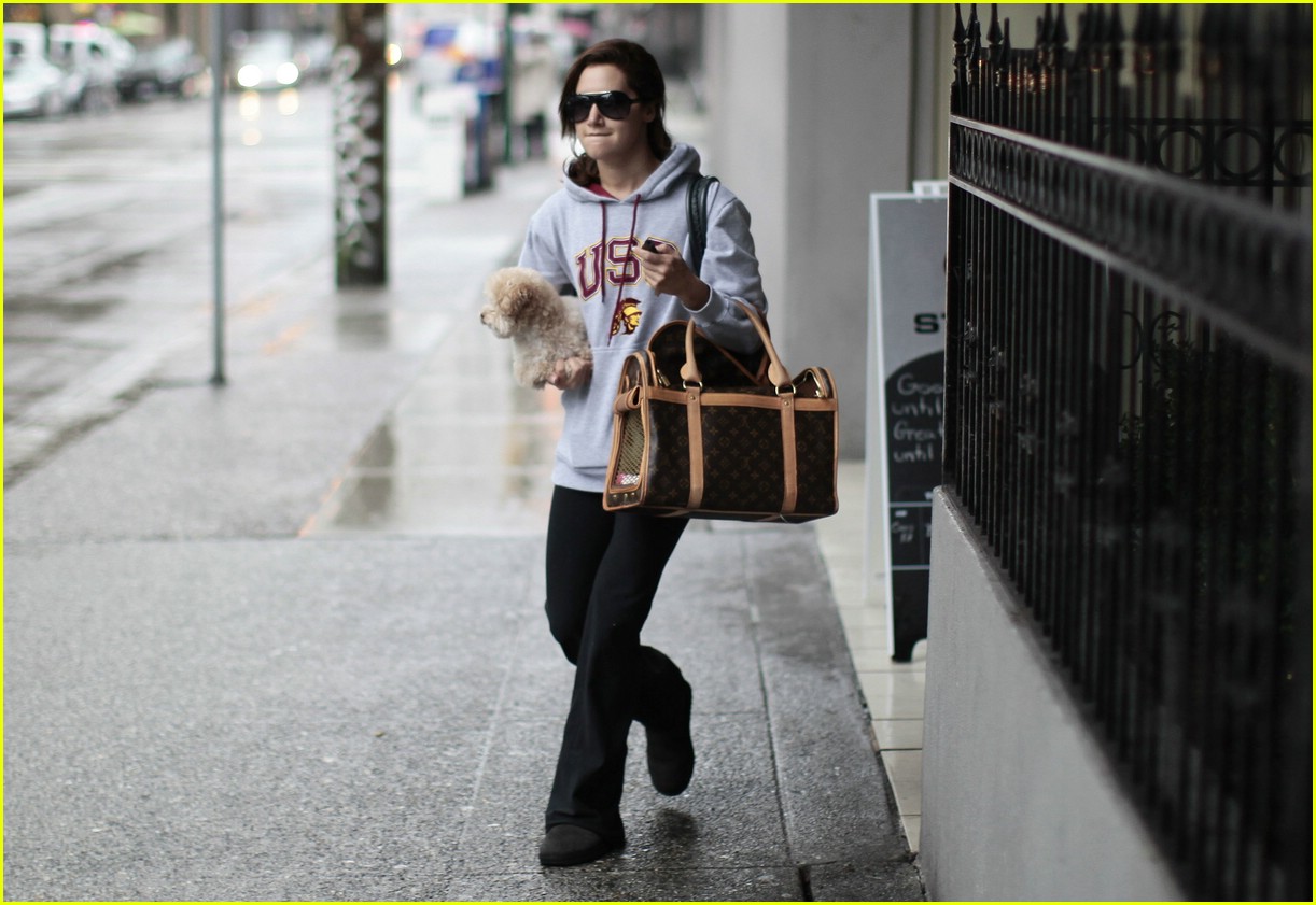 Ashley Tisdale: No Cheerleaders At the SuperBowl?
