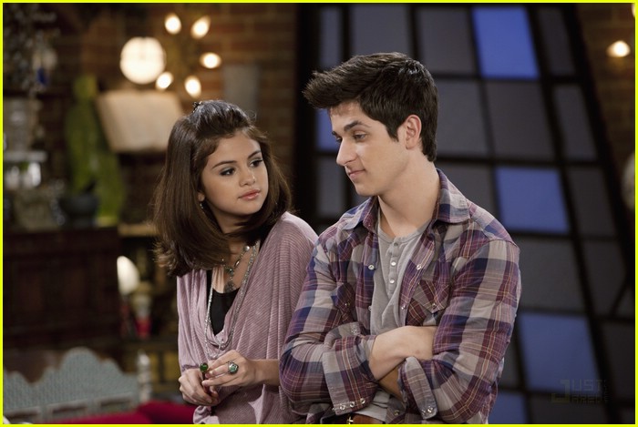 Selena Gomez & David Henrie: Wizards VS. Angels!