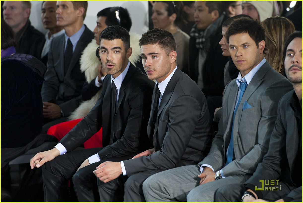 Zac Efron & Joe Jonas: Calvin Klein Cuties